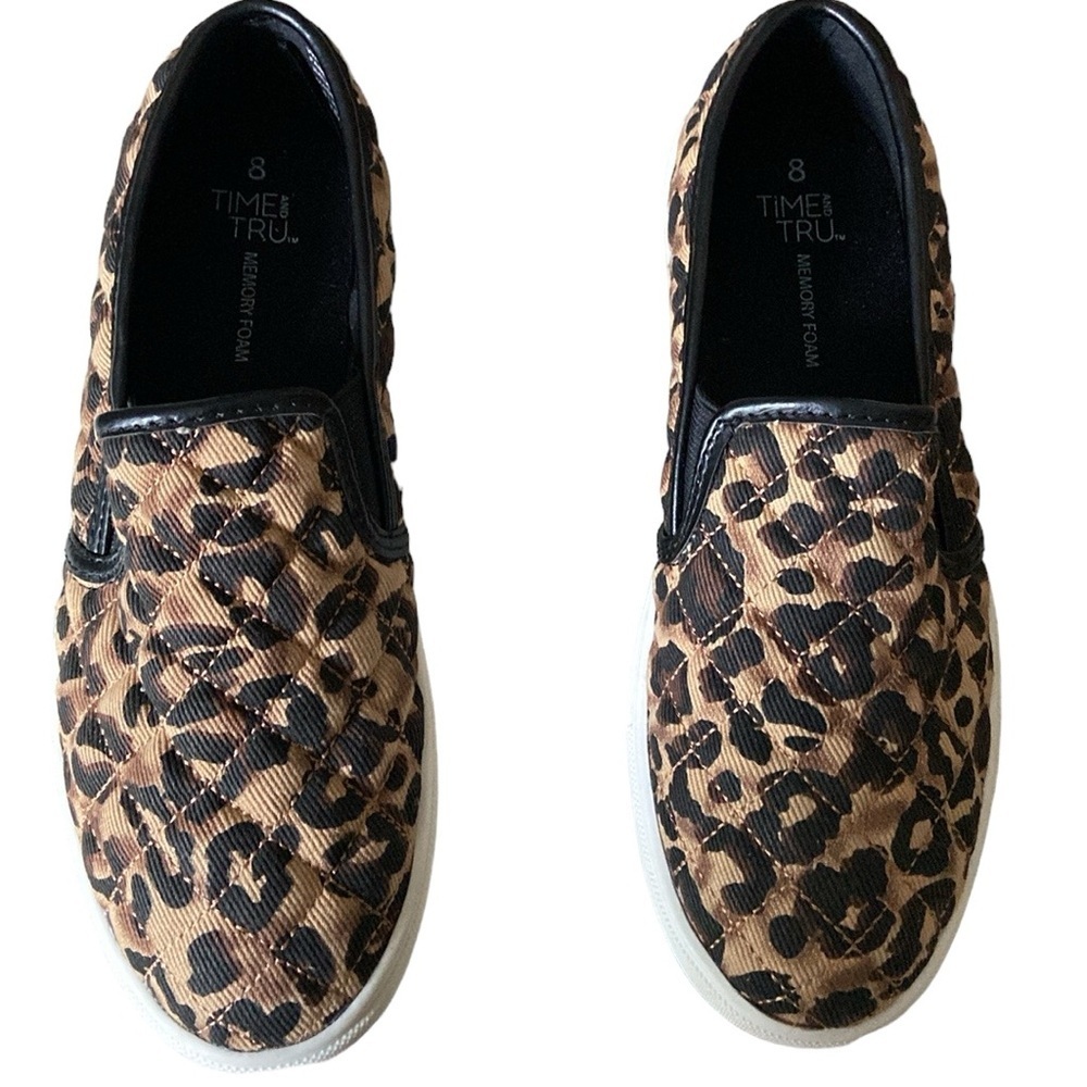 Time And Tru Leopard Memory Foam Slip On Loafers Flats Casual